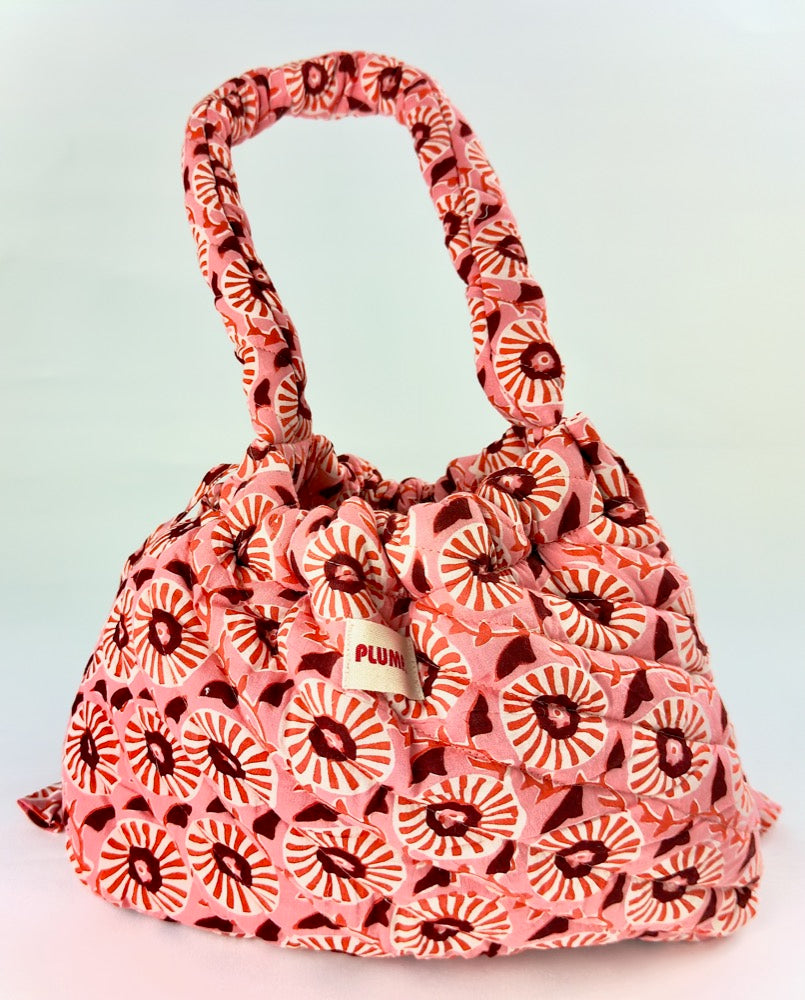 Quilted Plump wash bag - Red & pink image 0