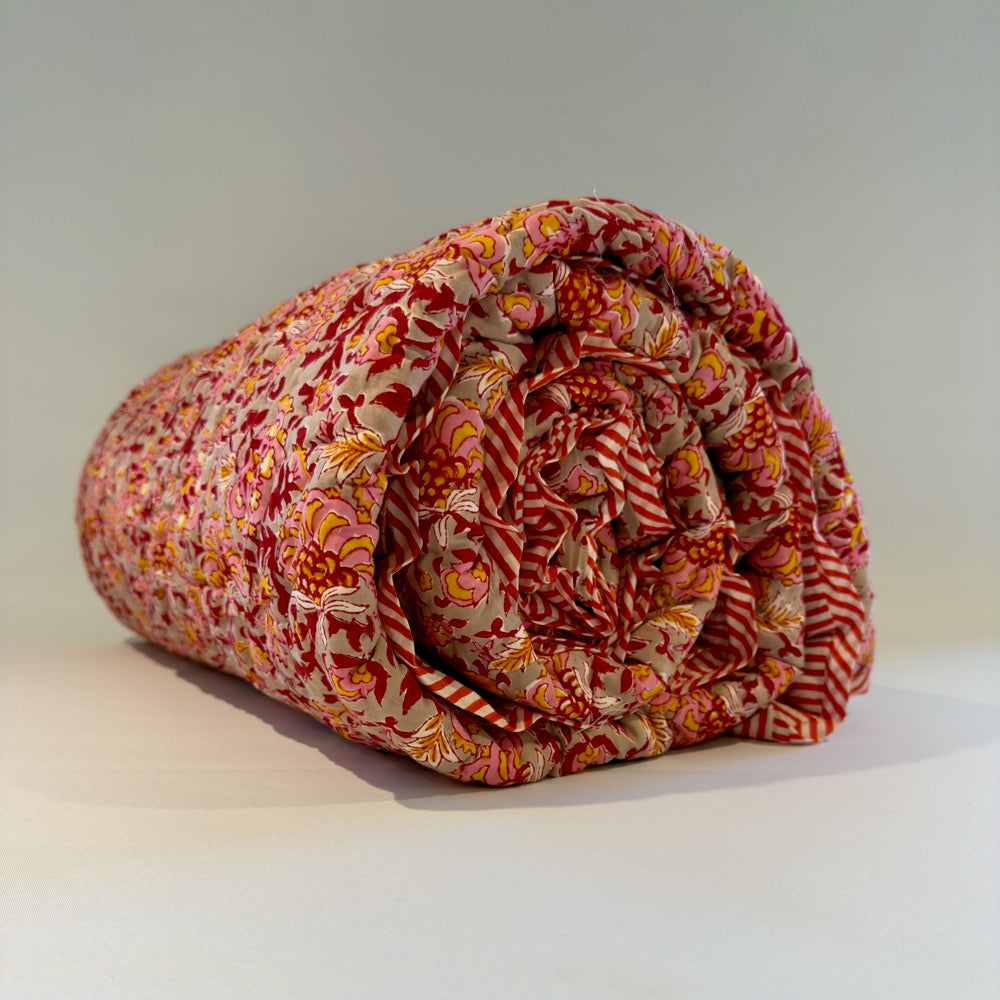 Floral and stripe double quilt - Red image 1
