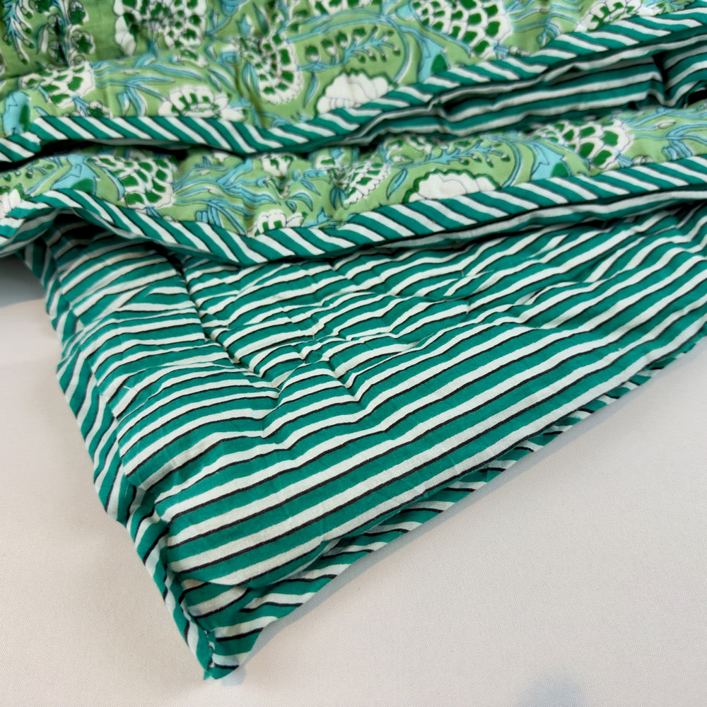 Floral and stripe double quilt - Green image 5