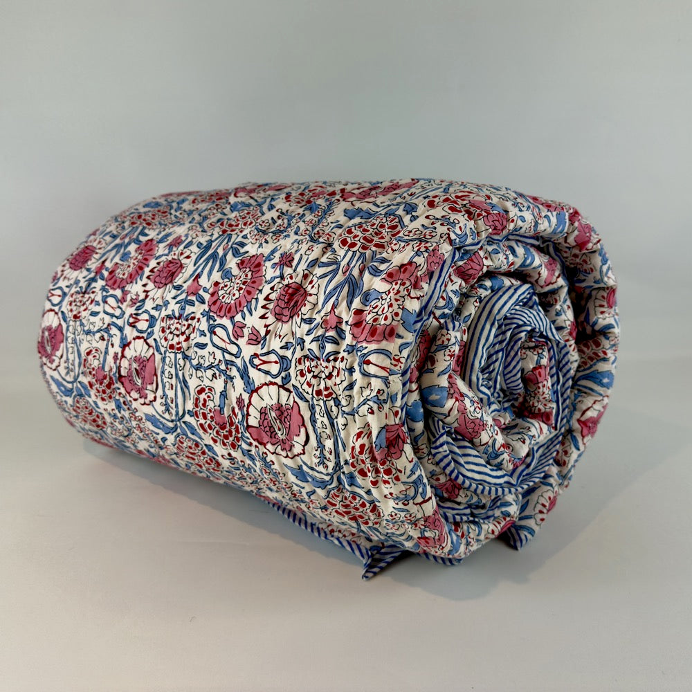 Floral and stripe double quilt - Blue image 7